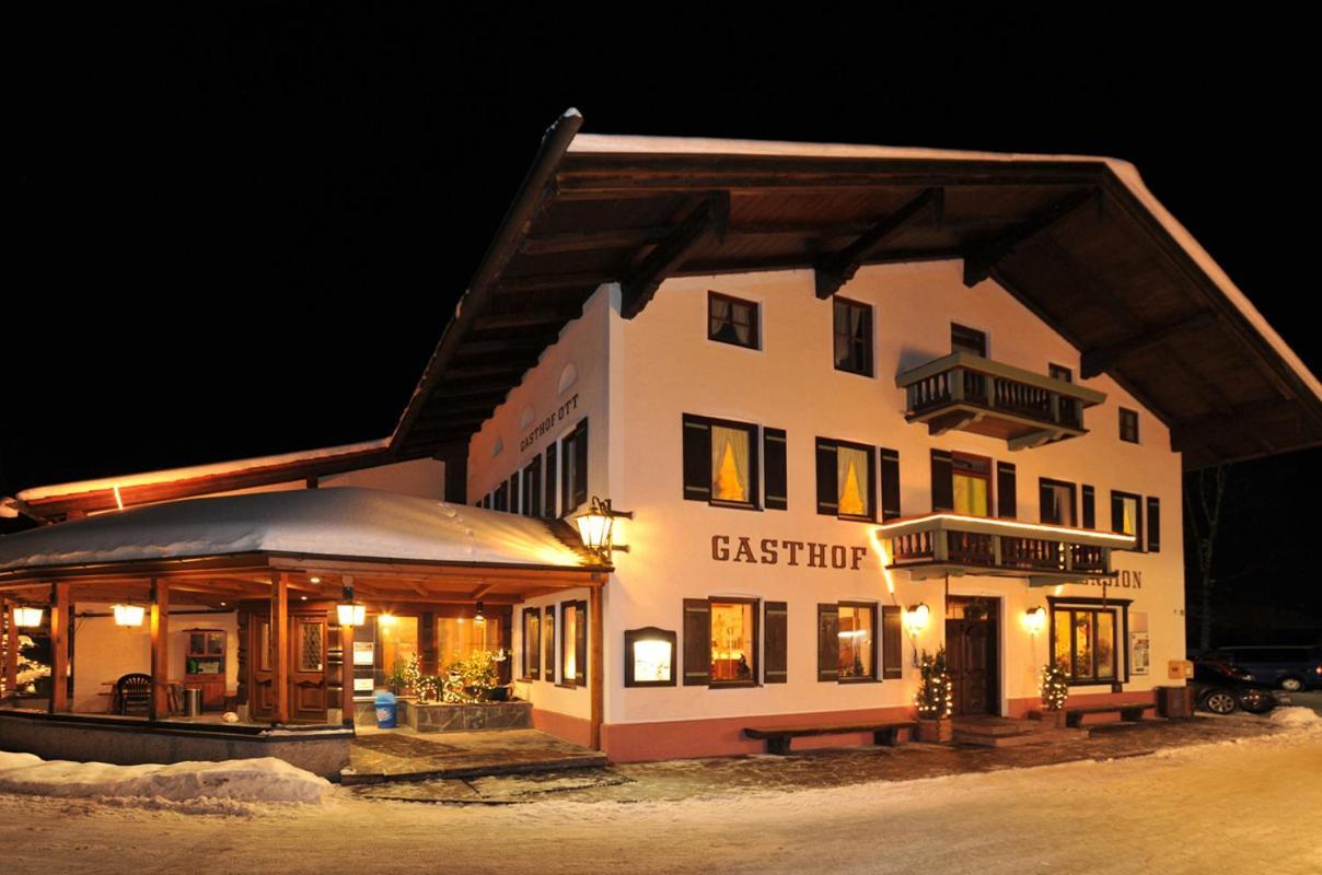 Gasthof Zum Ott Staudach-Egerndach Екстер'єр фото